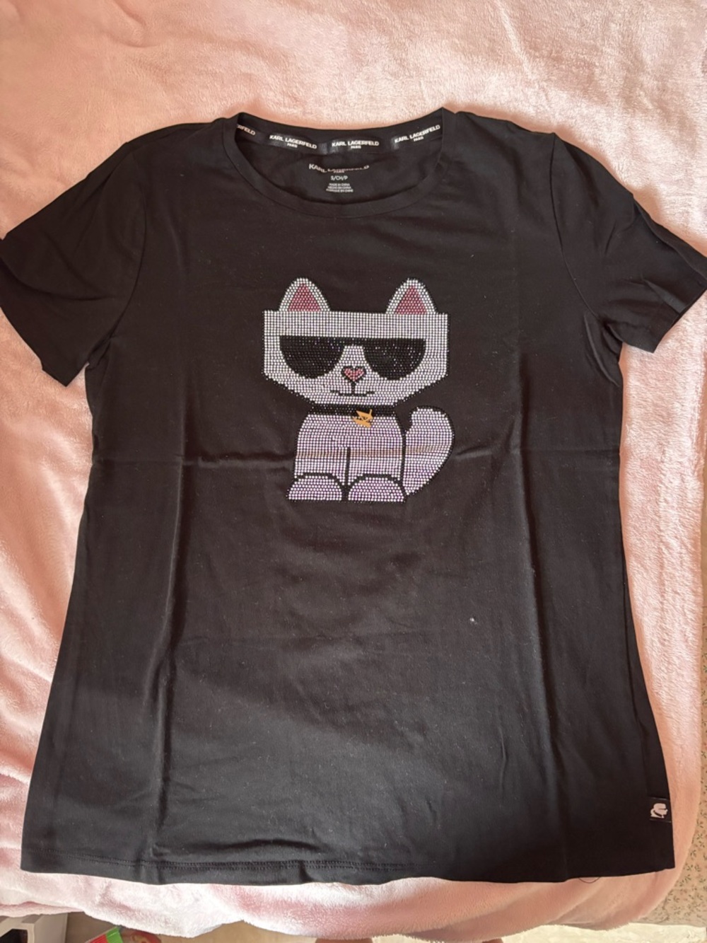Karl Lagerfeld Black Rhinestone Cat Graphic Tee with Gold Charm - Picture 2 of 3